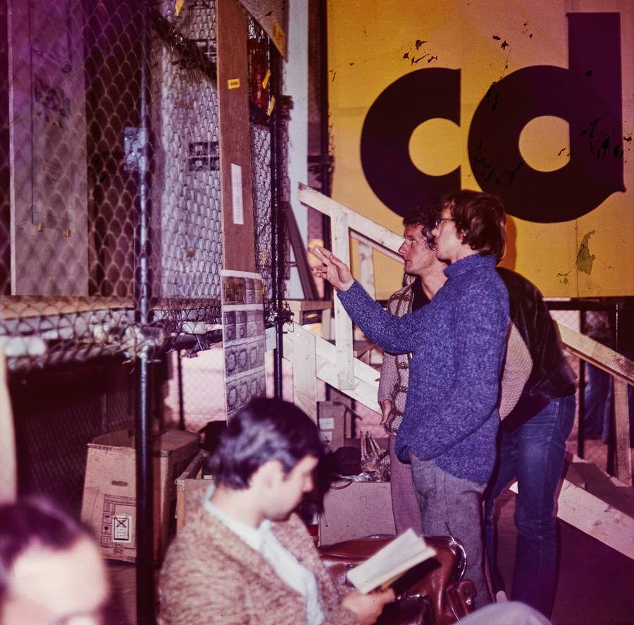 Wystawa CDN - &bdquo;Prezentacje Sztuki Młodych&rdquo;, Pod Mostem Poniatowskiego, Warszawa, 1977