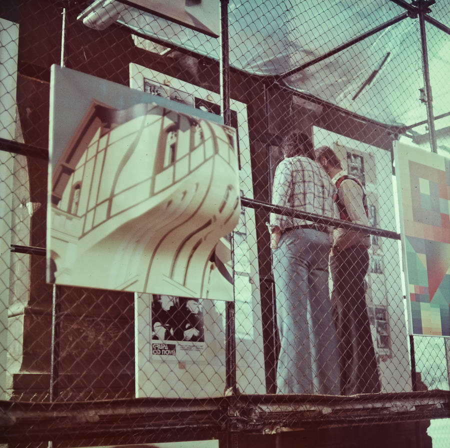 Wystawa CDN - &bdquo;Prezentacje Sztuki Młodych&rdquo;, Pod Mostem Poniatowskiego, Warszawa, 1977