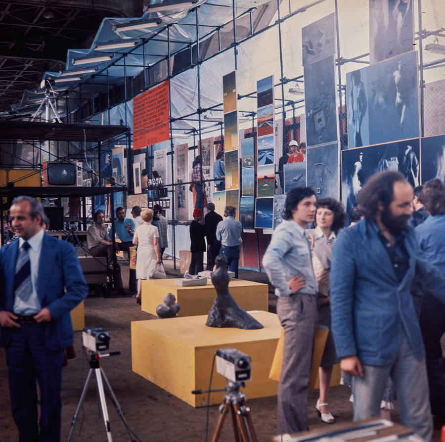 Wystawa CDN - &bdquo;Prezentacje Sztuki Młodych&rdquo;, Pod Mostem Poniatowskiego, Warszawa, 1977