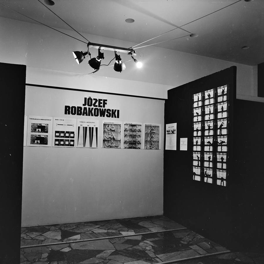 Galeria Wsp&oacute;łczesna, &bdquo;Aspekty Nowoczesnej Sztuki Polskiej&rdquo;, Warszawa, 1975