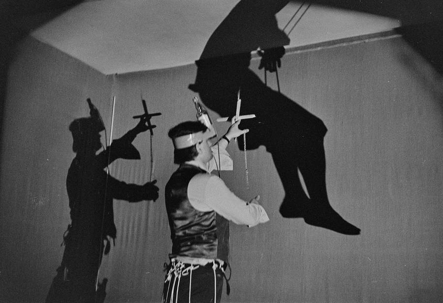 Władysław Kaźmierczak, performans, Galeria Stodoła, Warszawa, 1986