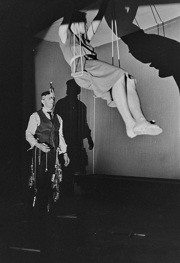 Władysław Kaźmierczak, performans, Galeria Stodoła, Warszawa, 1986