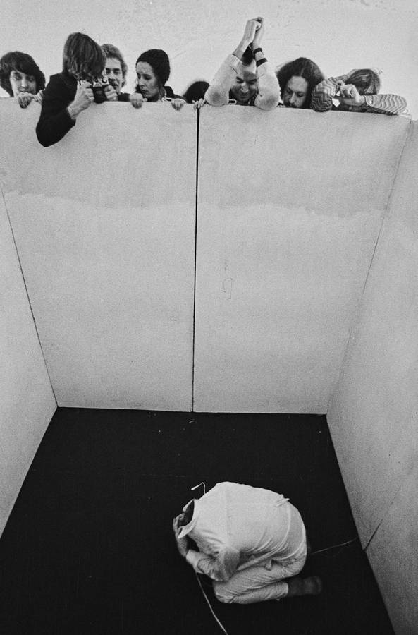 Wolf Kahlen, &bdquo;Noli me videre&rdquo;, Galeria Labirynt, Lublin, 1976