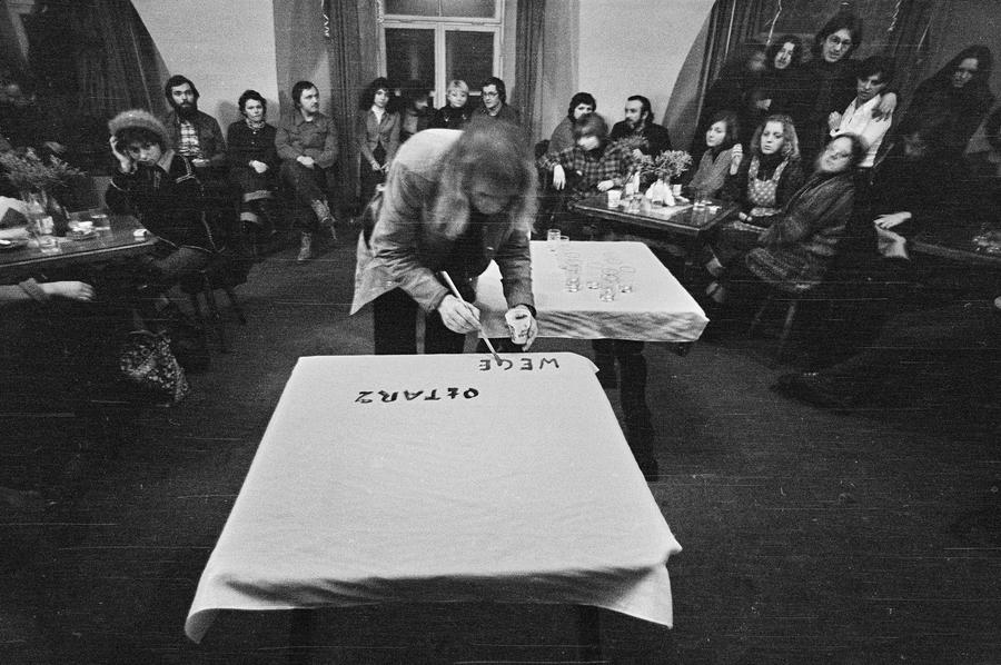 Jerzy Bereś, &bdquo;Rytuał egzystencjalny&rdquo;, Galeria LDK Labirynt, Lublin 1976