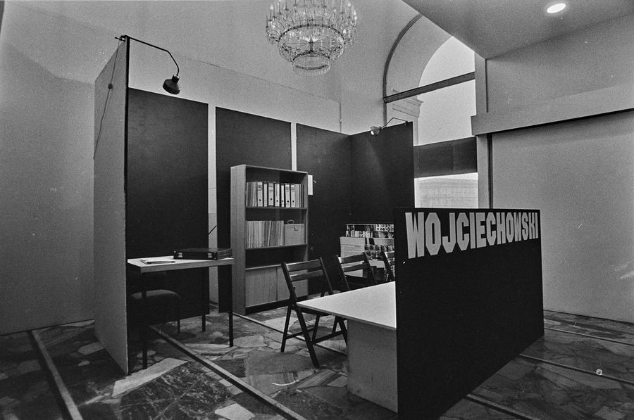 Piotr Bernacki, Wojciech Bruszewski, Jan Wojciechowski, &bdquo;Koncepcje&rdquo;, Galeria Wsp&oacute;łczesna, 1975