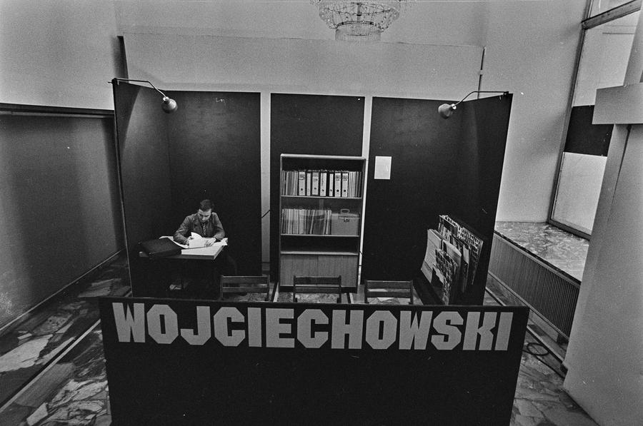 Piotr Bernacki, Wojciech Bruszewski, Jan Wojciechowski, &bdquo;Koncepcje&rdquo;, Galeria Wsp&oacute;łczesna, 1975