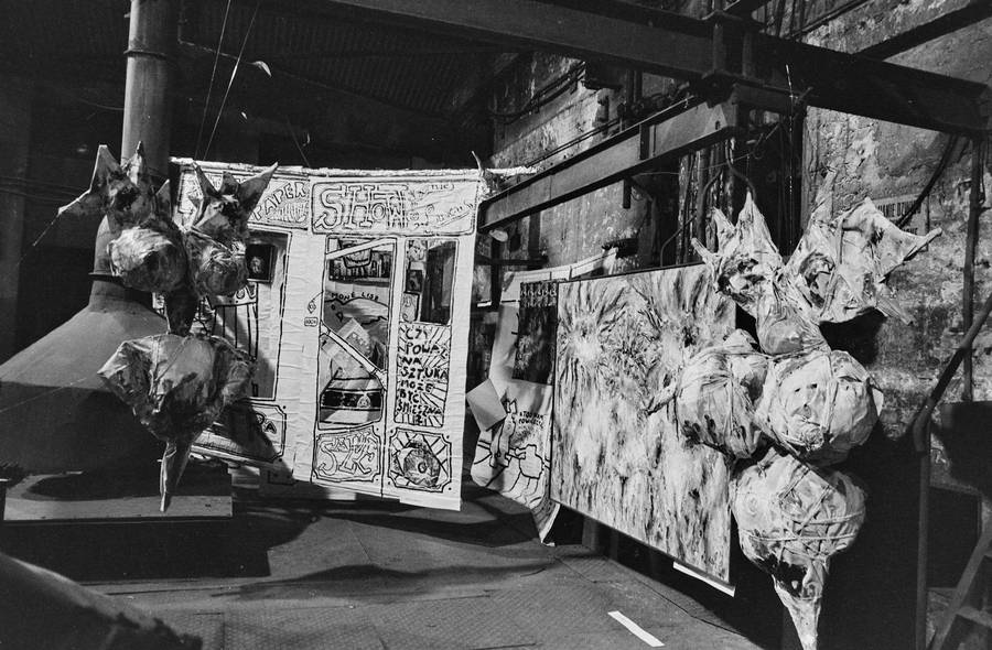 Wystawa &bdquo;Co słychać&rdquo;, dawna Fabryka Norblina, Warszawa, 1987