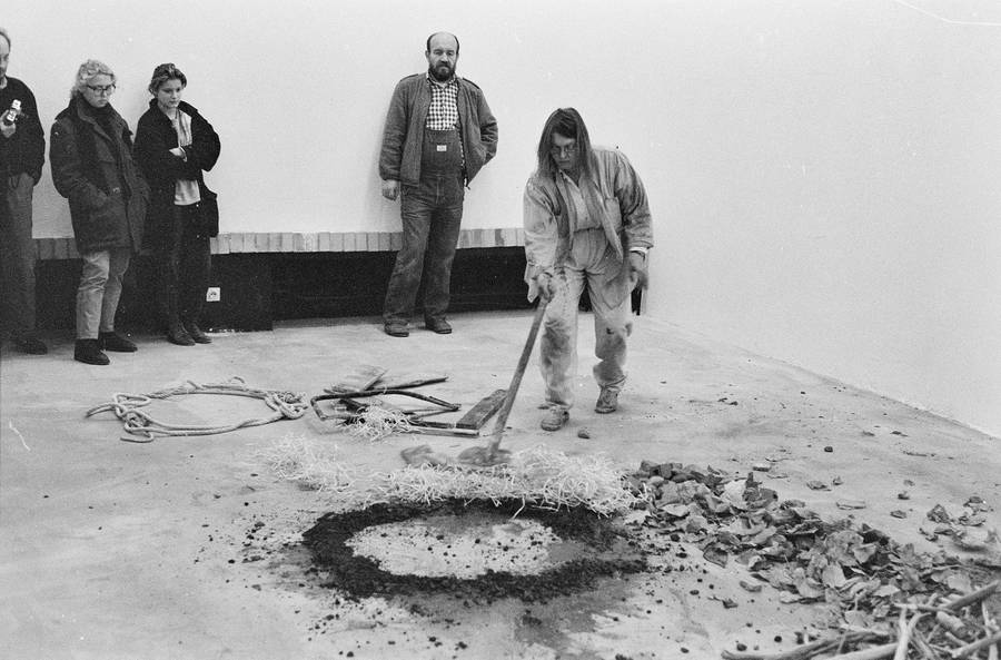 Międzynarodowe spotkanie artyst&oacute;w &bdquo;Videoperformance&rdquo;, Koszalin, 1990