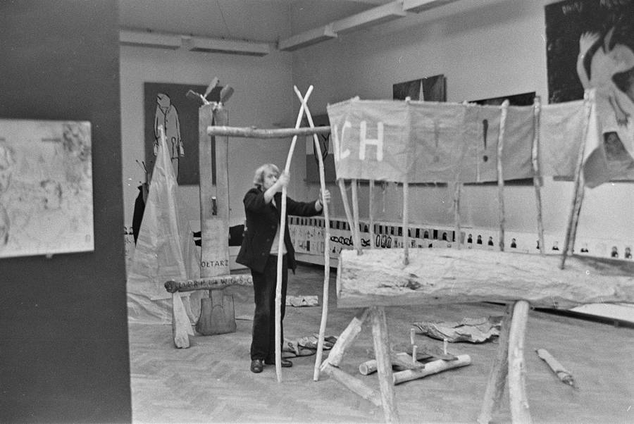 Wystawa, performances, projekcje, referaty, sesja &bdquo;Zapisy 2&rdquo;, Galeria BWA, Lublin, 1986