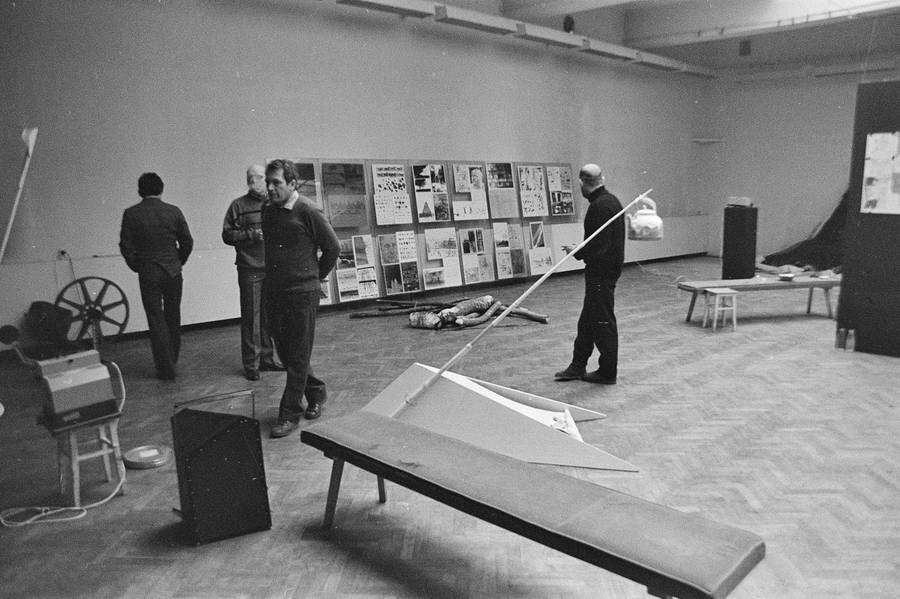 Wystawa, performances, projekcje, referaty, sesja &bdquo;Zapisy 2&rdquo;, Galeria BWA, Lublin, 1986