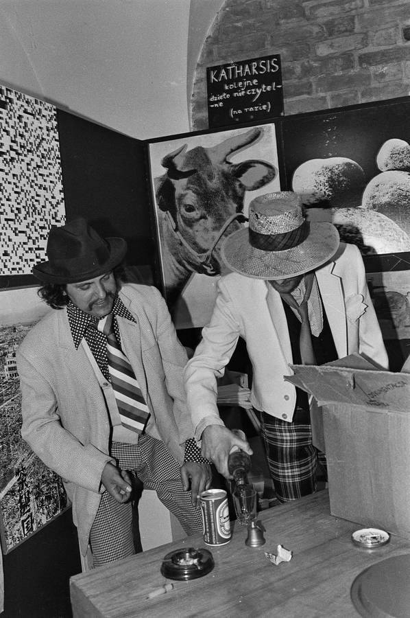 Jacek Kryszkowski, Adam Rzepecki &bdquo;Pozbędziemy się dzieł sztuki światowej i rodzimej jakie znajdują się w naszym zasięgu&rdquo;, Mała Galeria, Warszawa, 1985