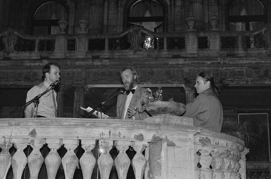 Wystawa &bdquo;Konstrukcja w procesie&rdquo; (otwarcie), Łódź, 1990