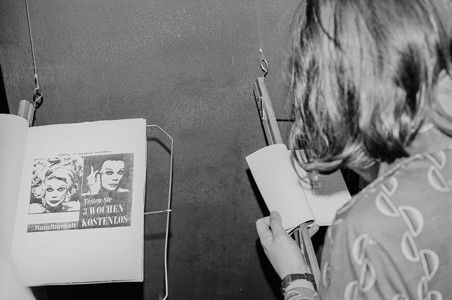 Wystawa &bdquo;Formy Aktywności Artystycznej&rdquo;, Galeria Wsp&oacute;łczesna, lata 70.