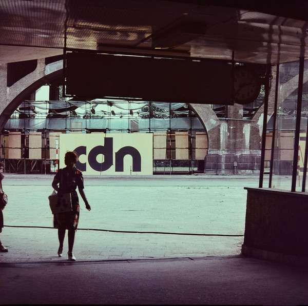 Wystawa &bdquo;CDN - Prezentacje Sztuki Młodych&rdquo;, Pod Mostem Poniatowskiego, 1977