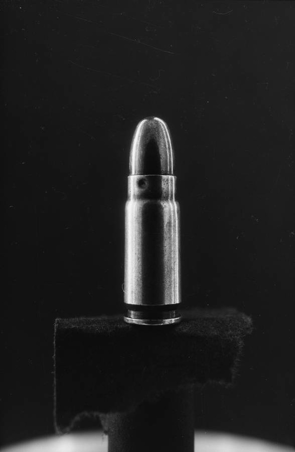 Trzy naboje
