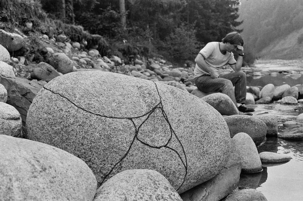 Beside the Art