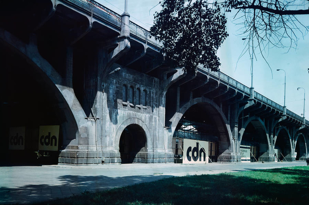 CDN - Presentations of Young People's Art exhibition, under Poniatowski Bridge, Warsaw, 1977