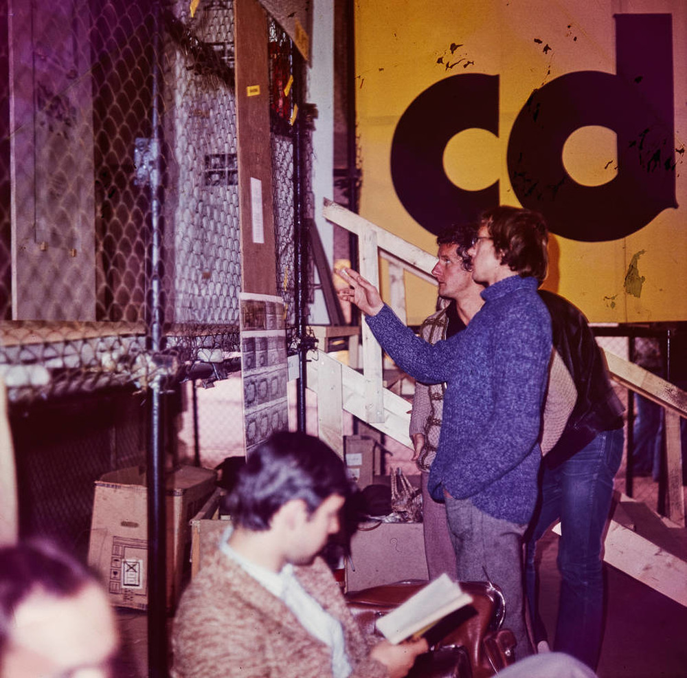 Wystawa CDN - &bdquo;Prezentacje Sztuki Młodych&rdquo;, Pod Mostem Poniatowskiego, Warszawa, 1977