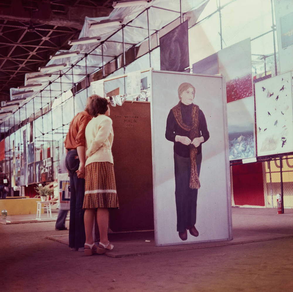 Wystawa CDN - &bdquo;Prezentacje Sztuki Młodych&rdquo;, Pod Mostem Poniatowskiego, Warszawa, 1977