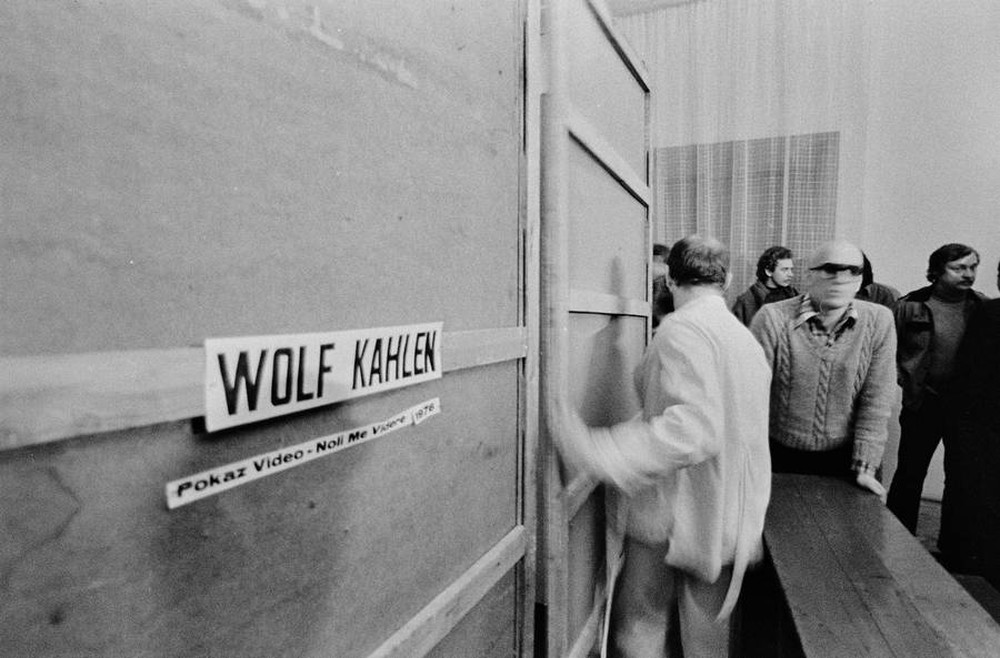 Wolf Kahlen, "Noli me videre", Labirynt Gallery, Lublin, 1976