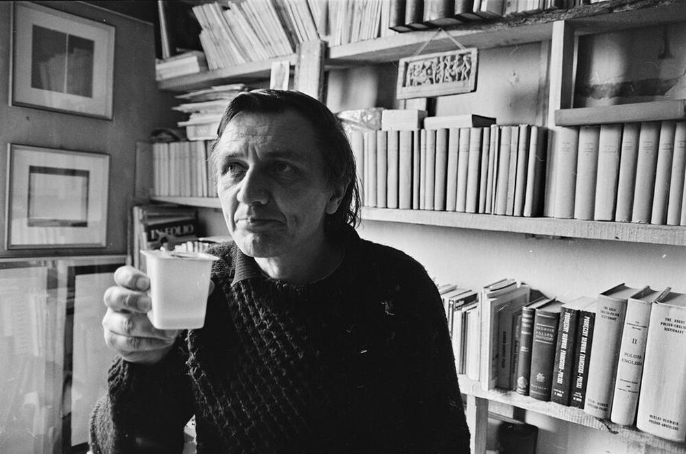 Andrzej Partum, Poetry Office, Warsaw (Podchorążych Street), 1982