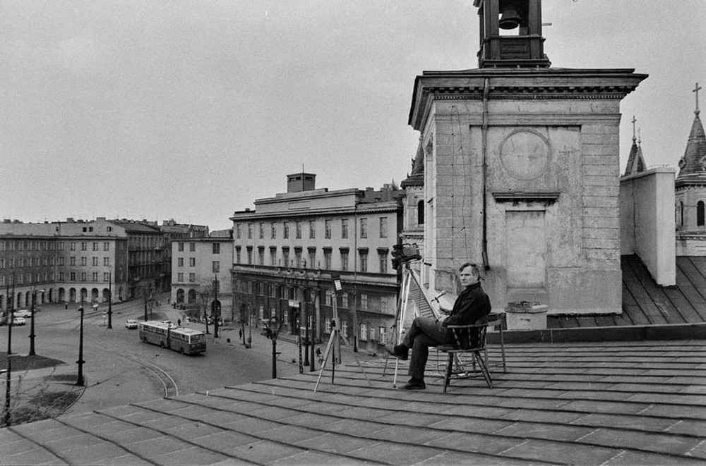 Akcja &bdquo;Video Oko&rdquo;, J&oacute;zef Robakowski, w ramach &bdquo;Hotelu Sztuki&rdquo; Andrzeja Partuma, Ł&oacute;dź, 1990