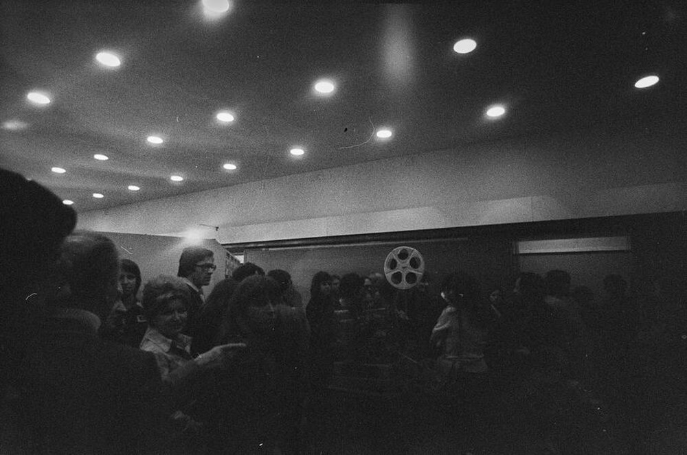 Natalia LL, „Sztuka konsumpcyjna”, wystawa i projekcja filmów, Galeria Współczesna, Warszawa 1975