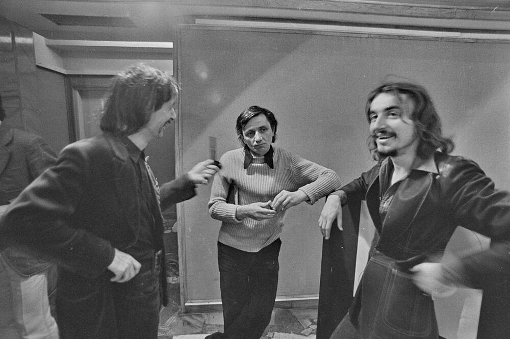 Natalia LL, &bdquo;Sztuka konsumpcyjna&rdquo;, wystawa i projekcja film&oacute;w, Galeria Wsp&oacute;łczesna, Warszawa 1975