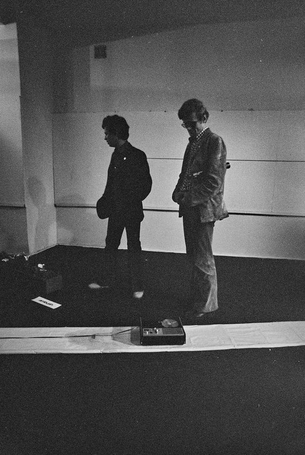 Krzysztof Zarębski, performance &bdquo;Ambush&rdquo;, Galeria Repassage, Warszawa, 1974