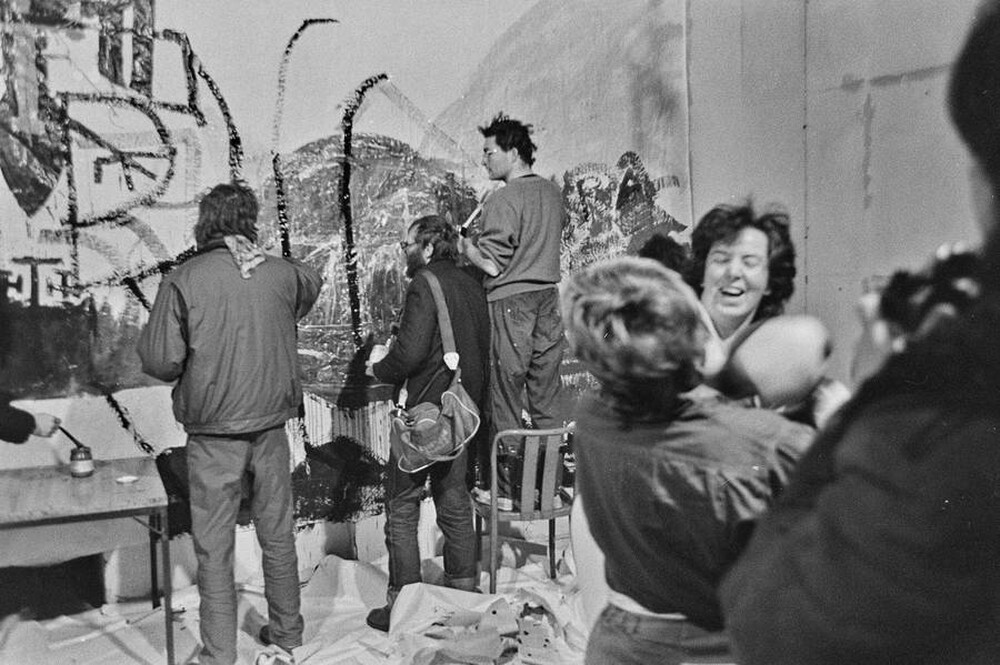 &bdquo;Wsp&oacute;lne malowanie&rdquo;, happening w Galerii Stodoła, Warszawa, 1986