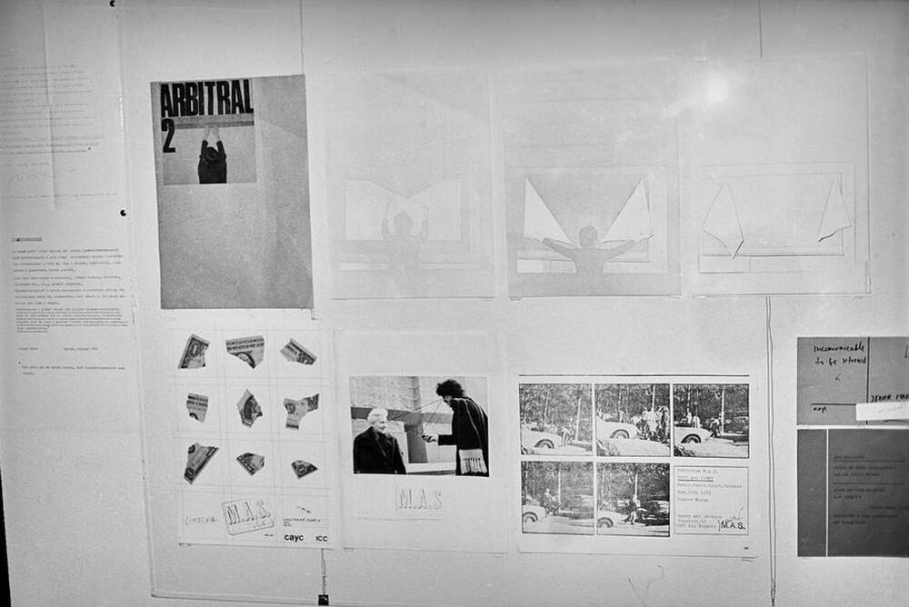 Wystawa &bdquo;Formy Aktywności Artystycznej&rdquo;, Galeria Wsp&oacute;łczesna, Warszawa, lata 70.