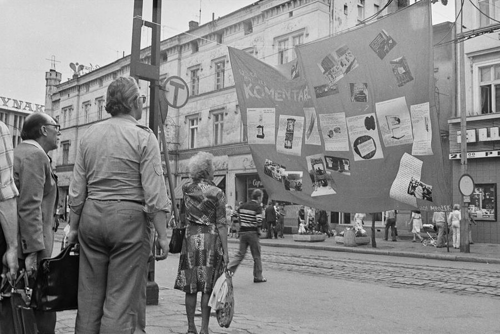 "Fact Art" exhibition and event, BWA Gallery, Bydgoszcz, 1981