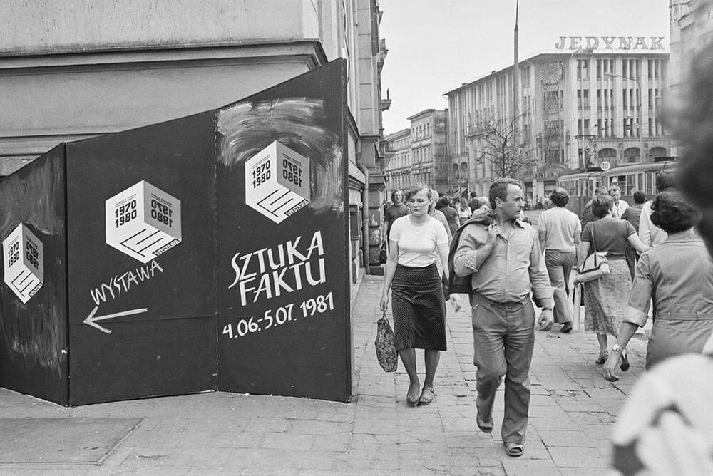 "Fact Art" exhibition and event, BWA Gallery, Bydgoszcz, 1981