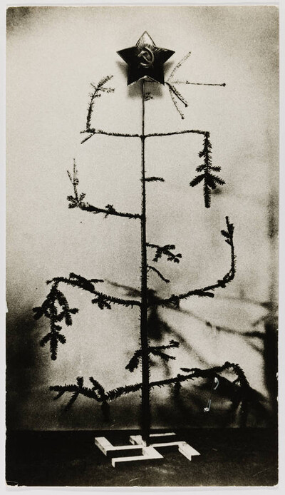 Postcard by Leszek Golec with Christmas wishes