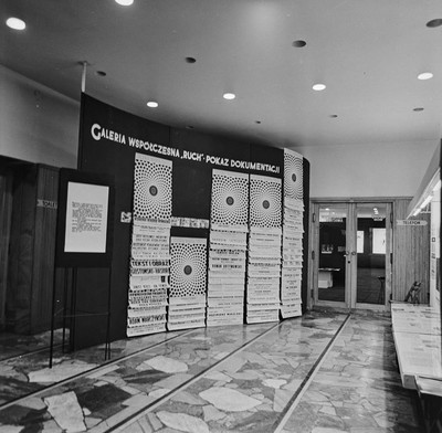 Galeria Współczesna, &bdquo;Pokaz dokumentacji&rdquo;, Warszawa, 1972