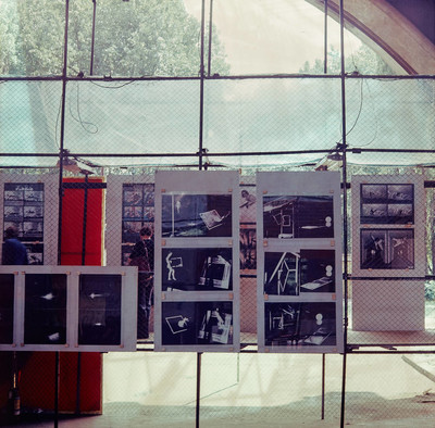 Wystawa CDN - &bdquo;Prezentacje Sztuki Młodych&rdquo;, Pod Mostem Poniatowskiego, Warszawa, 1977