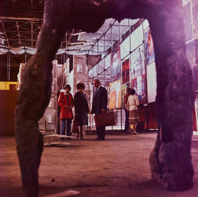 CDN - Presentations of Young People's Art exhibition, under Poniatowski Bridge, Warsaw, 1977