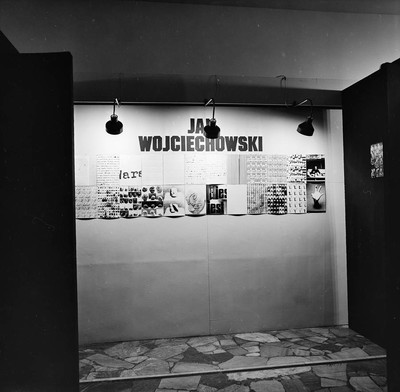 Galeria Wsp&oacute;łczesna, &bdquo;Aspekty Nowoczesnej Sztuki Polskiej&rdquo;, Warszawa, 1975