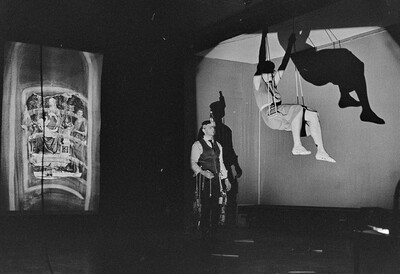 Władysław Kaźmierczak, performans, Galeria Stodoła, Warszawa, 1986