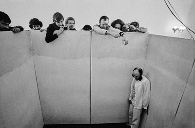 Wolf Kahlen, &bdquo;Noli me videre&rdquo;, Galeria Labirynt, Lublin, 1976