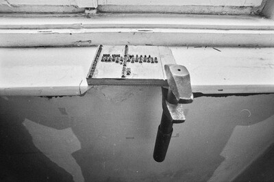 "Live Gallery", Andrzej Partum, Poetry Office (Poznańska Street), Warsaw, 1974