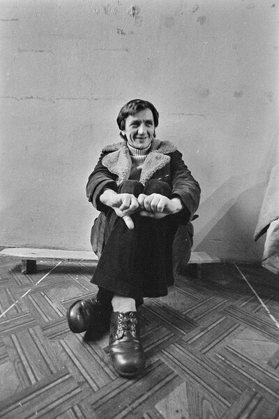"Live Gallery", Andrzej Partum, Poetry Office (Poznańska Street), Warsaw, 1974