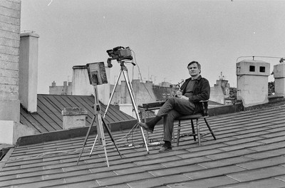 Akcja &bdquo;Video Oko&rdquo;, J&oacute;zef Robakowski, w ramach &bdquo;Hotelu Sztuki&rdquo; Andrzeja Partuma, Ł&oacute;dź, 1990