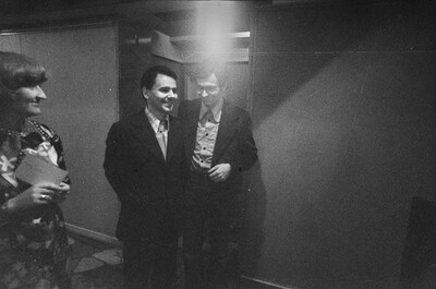 Natalia LL, &bdquo;Sztuka konsumpcyjna&rdquo;, wystawa i projekcja film&oacute;w, Galeria Wsp&oacute;łczesna, Warszawa 1975