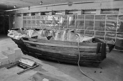 Manhattan Dungeons, or the Art of Other Media exhibition, garages, Ł&oacute;dź, 1989
