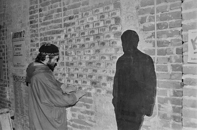 Wystawa &bdquo;Ruch łódzkiej neoawangardy 1970-1992&rdquo;, Pałac Grohmana, Ł&oacute;dź, 1992