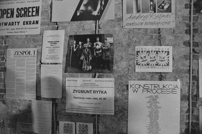 Wystawa &bdquo;Ruch łódzkiej neoawangardy 1970-1992&rdquo;, Pałac Grohmana, Ł&oacute;dź, 1992