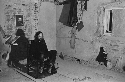 Wystawa &bdquo;Ruch łódzkiej neoawangardy 1970-1992&rdquo;, Pałac Grohmana, Ł&oacute;dź, 1992