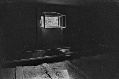 Wystawa &bdquo;Ruch łódzkiej neoawangardy 1970-1992&rdquo;, Pałac Grohmana, Ł&oacute;dź, 1992