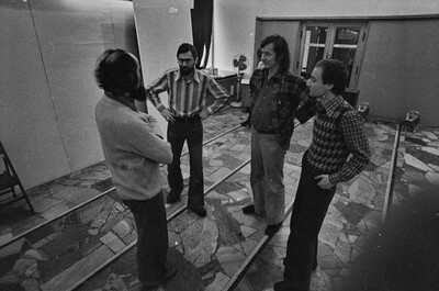 Piotr Bernacki, Wojciech Bruszewski, Jan Wojciechowski, &bdquo;Koncepcje&rdquo;, Galeria Wsp&oacute;łczesna, 1975